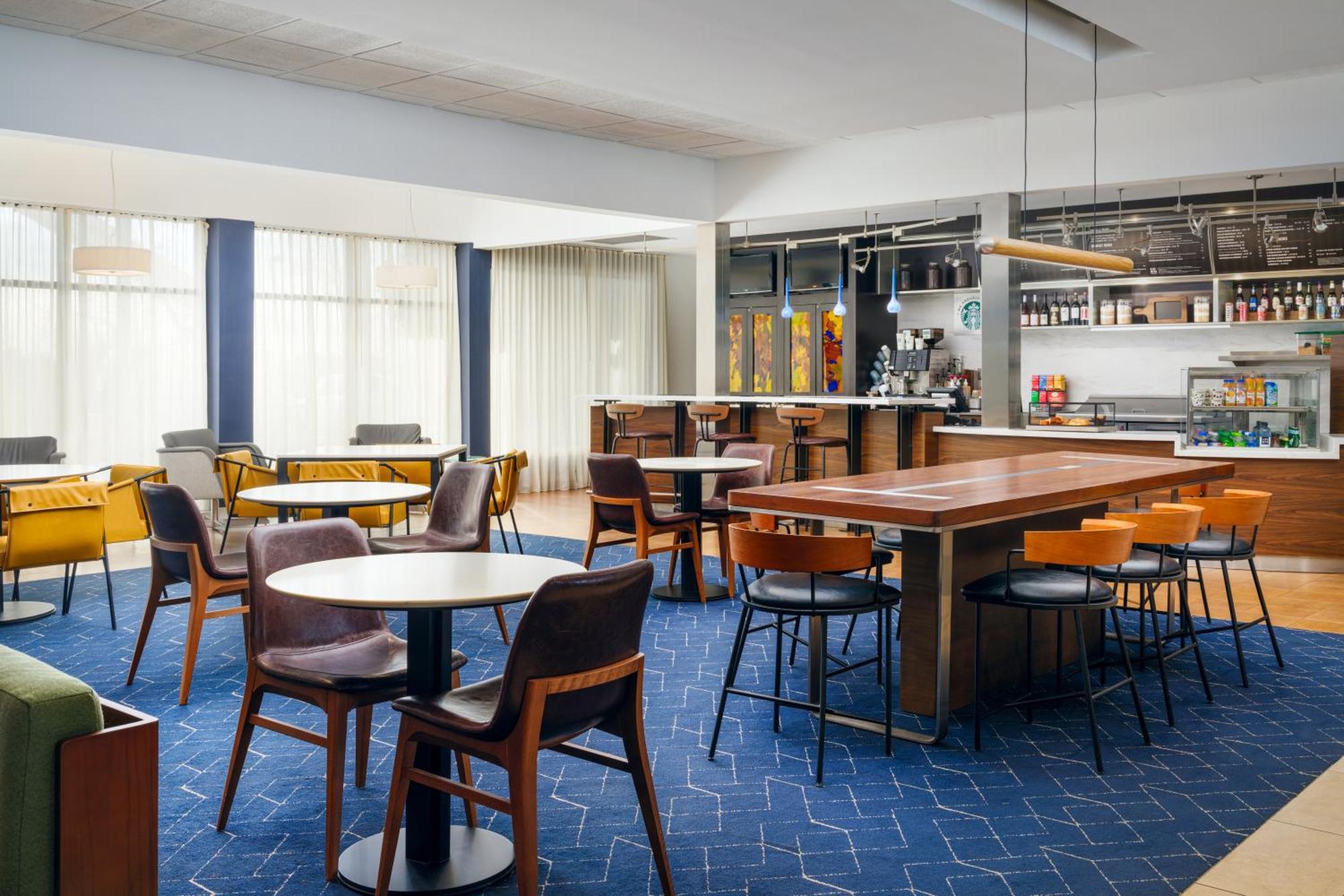 Courtyard Columbus Worthington Hotel Bagian luar foto